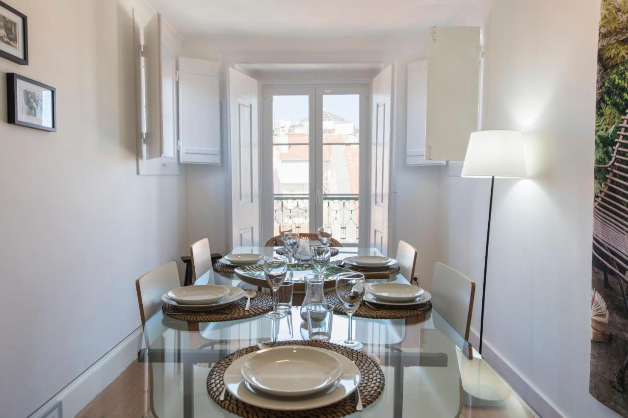 ליסבון Lovelystay - Bairro Alto Terrace Wonder מראה חיצוני תמונה